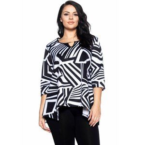Hot Ginger Ladies Shark Bite Tunic Top Black Geo Print Size 3XL  NWOT